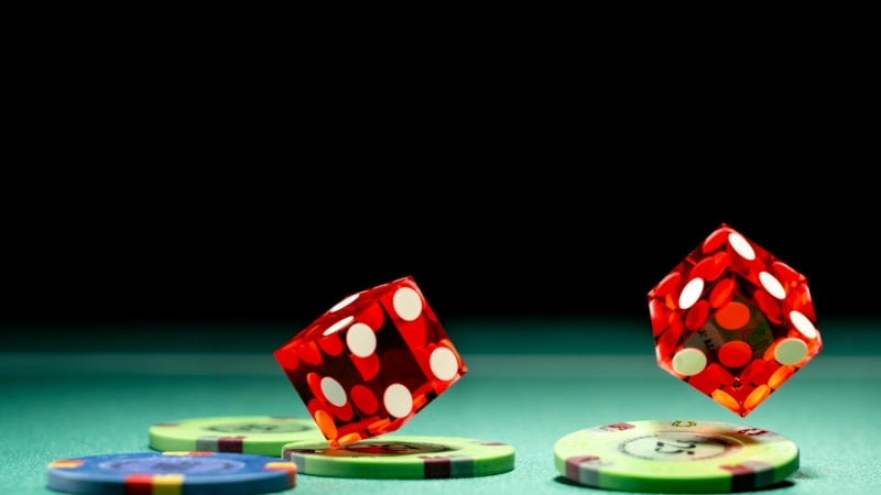 Casino game psychology: Why players easily lose control