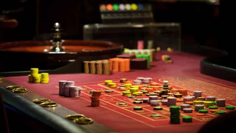 The Roulette table is made up of two integral parts