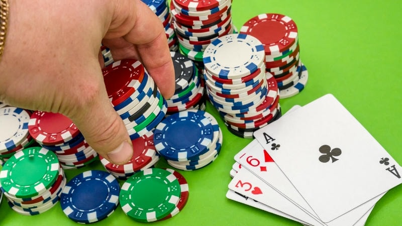 Raja Luck offers clearer odds and promos than M88 for side bets